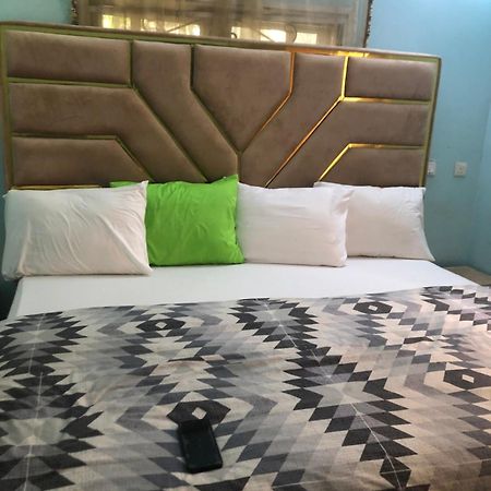 Luxury Place Hotel And Apartments Abuja Extérieur photo